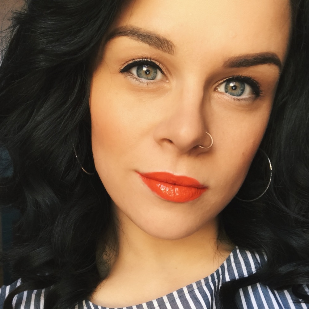 Meet your Posher, Emma